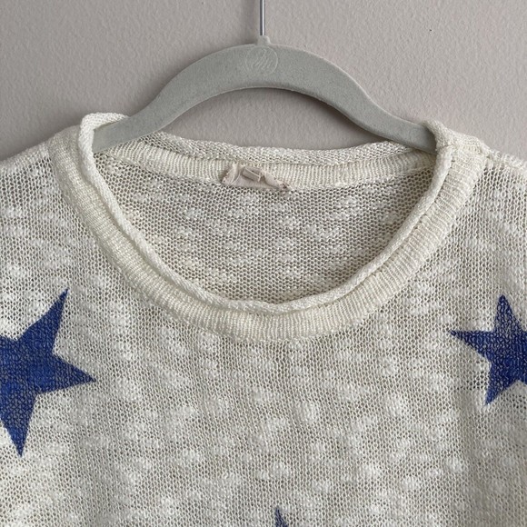 Hem & Thread Semi-Sheer Lightweight Long Sleeve Pullover Top Blue Stars Small - Picture 2 of 8